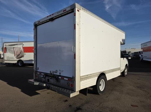 2009 14' Box Truck in Phoenix, AZ 85006 | U-Haul Truck Sales