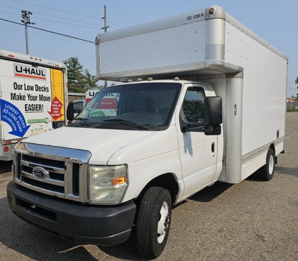 Used 2010 14 ' Box Truck for sale