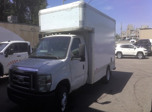 Used 2010 14 ' Box Truck for sale