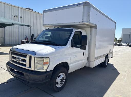 Used 2010 14 ' Box Truck for sale