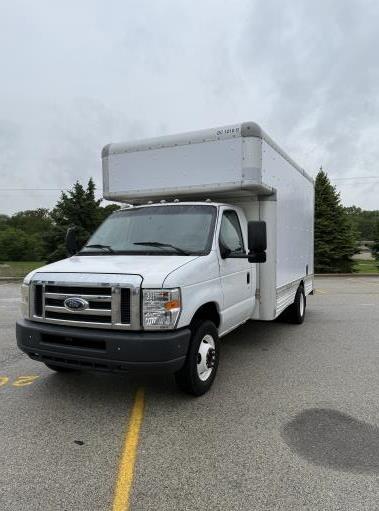 Used 2009 14 ' Box Truck for sale
