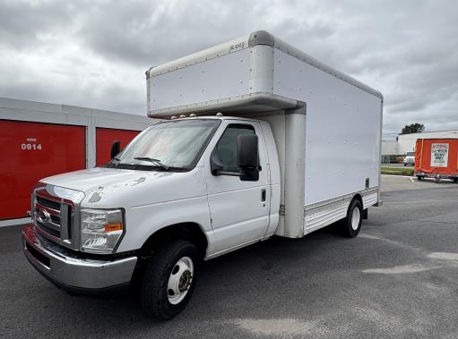 Used 2009 14 ' Box Truck for sale