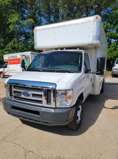 Used 2008 14 ' Box Truck for sale