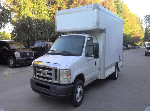 Used 2009 14 ' Box Truck for sale