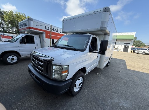 Used 2010 14 ' Box Truck for sale