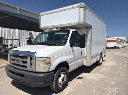 Used 2010 14 ' Box Truck for sale