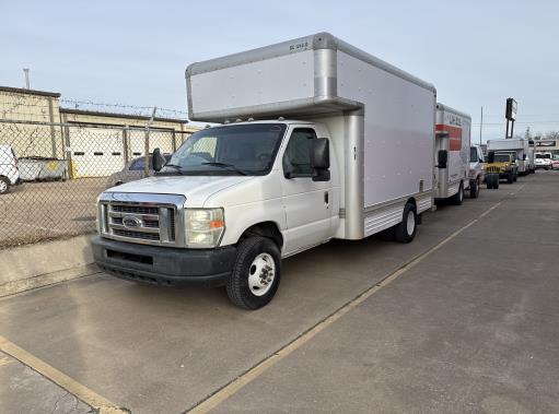Used 2009 14 ' Box Truck for sale