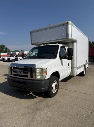 Used 2009 14 ' Box Truck for sale