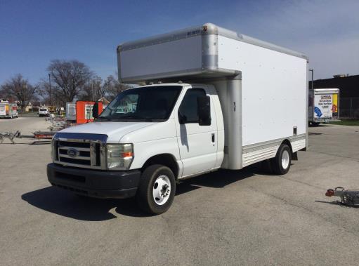 Used 2009 14 ' Box Truck for sale