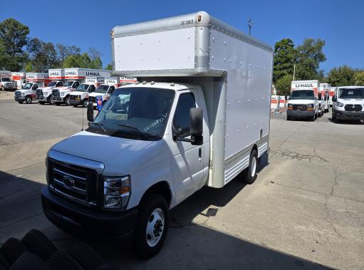 Used 2009 14 ' Box Truck for sale