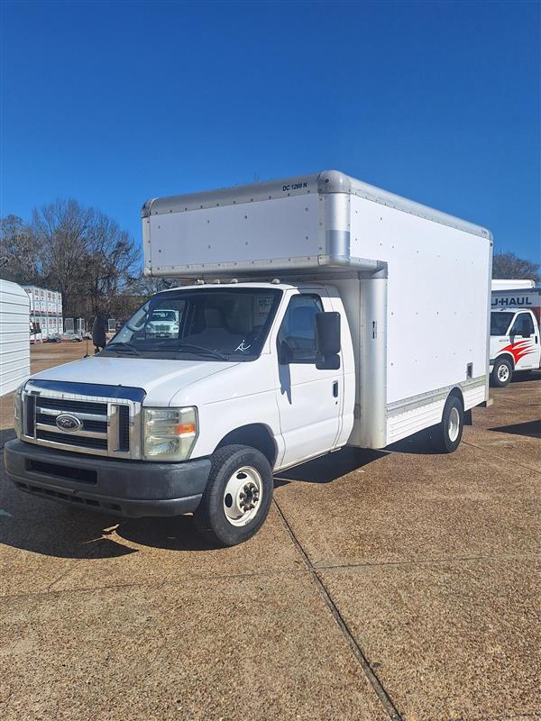 Used 2010 14 ' Box Truck for sale