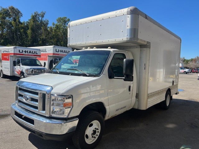 Used 2009 14 ' Box Truck for sale