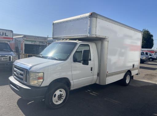 Used 2008 14 ' Box Truck for sale
