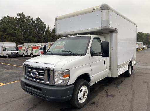Used 2009 14 ' Box Truck for sale