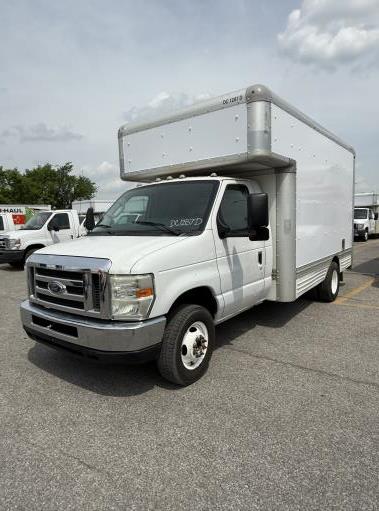 Used 2009 14 ' Box Truck for sale