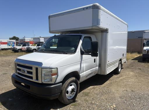 Used 2009 14 ' Box Truck for sale