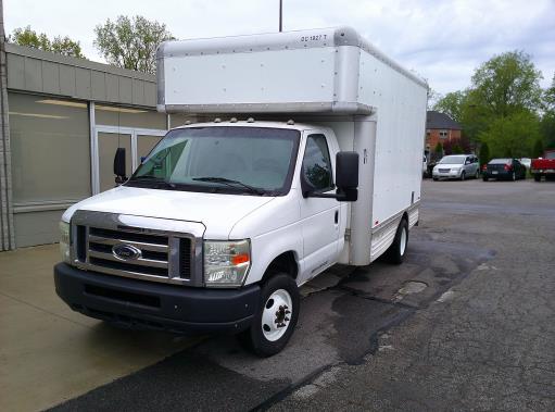 Used 2008 14 ' Box Truck for sale