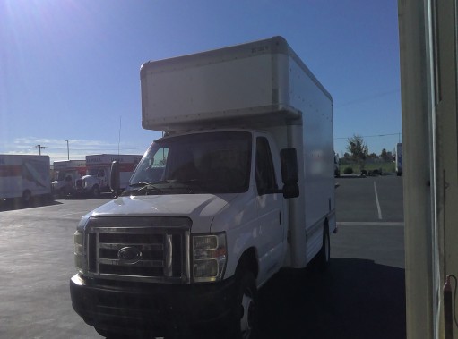 Used 2010 14 ' Box Truck for sale