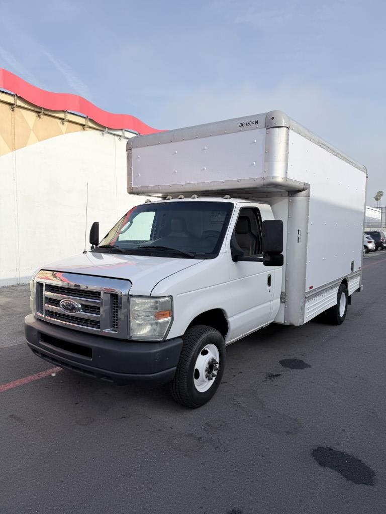 Used 2010 14 ' Box Truck for sale