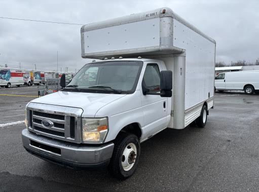 Used 2008 14 ' Box Truck for sale