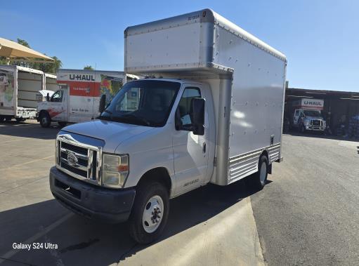 Used 2010 14 ' Box Truck for sale