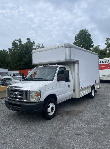 Used 2012 14 ' Box Truck for sale