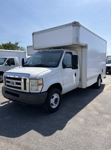 Used 2012 14 ' Box Truck for sale
