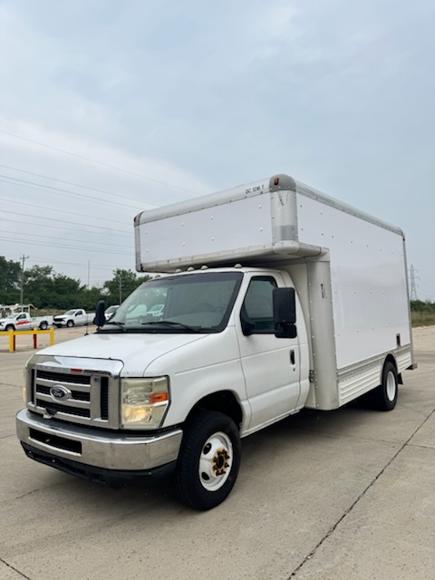 Used 2008 14 ' Box Truck for sale