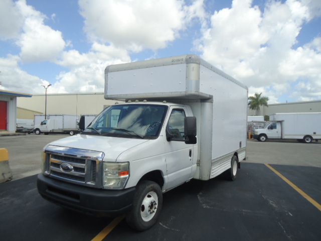 Used 2012 14 ' Box Truck for sale