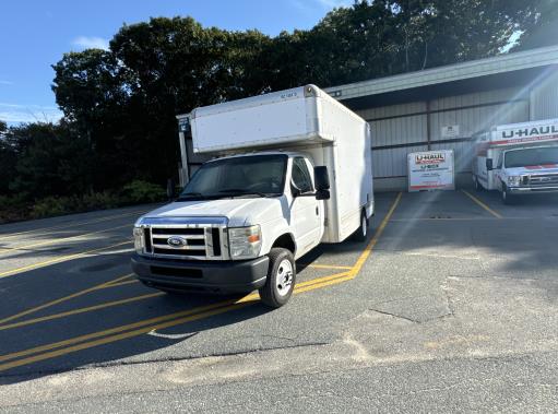 Used 2009 14 ' Box Truck for sale