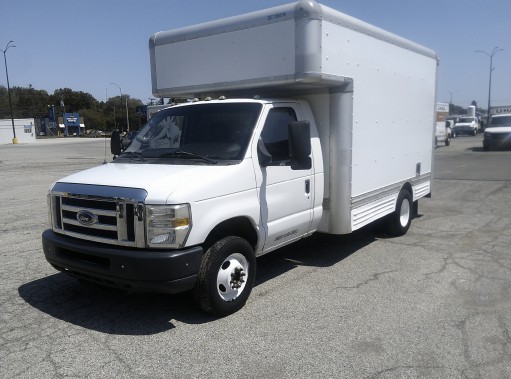 Used 2010 14 ' Box Truck for sale