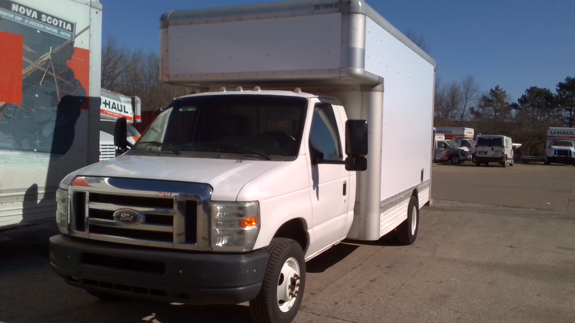 Used 2009 14 ' Box Truck for sale