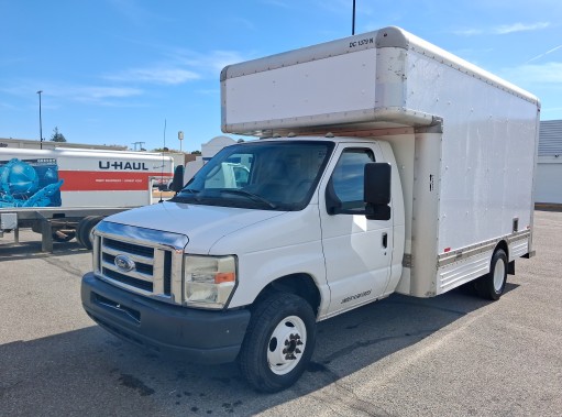 Used 2010 14 ' Box Truck for sale