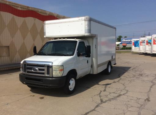 Used 2008 14 ' Box Truck for sale