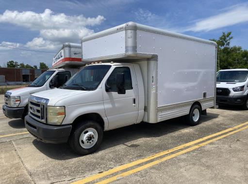 Used 2009 14 ' Box Truck for sale