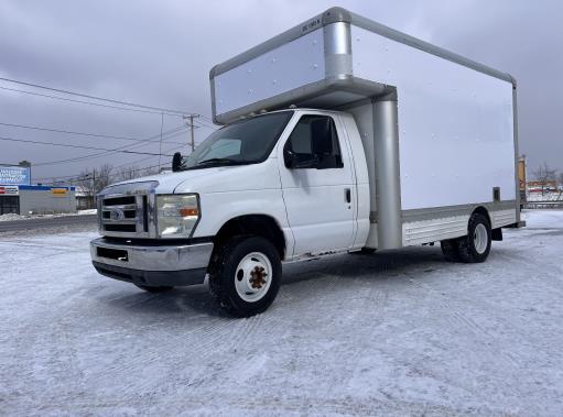 Used 2010 14 ' Box Truck for sale