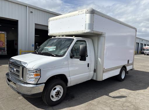 Used 2008 14 ' Box Truck for sale
