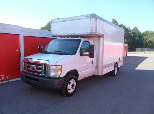 Used 2010 14 ' Box Truck for sale
