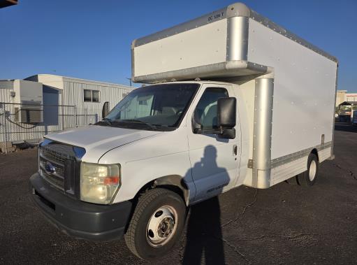 Used 2008 14 ' Box Truck for sale