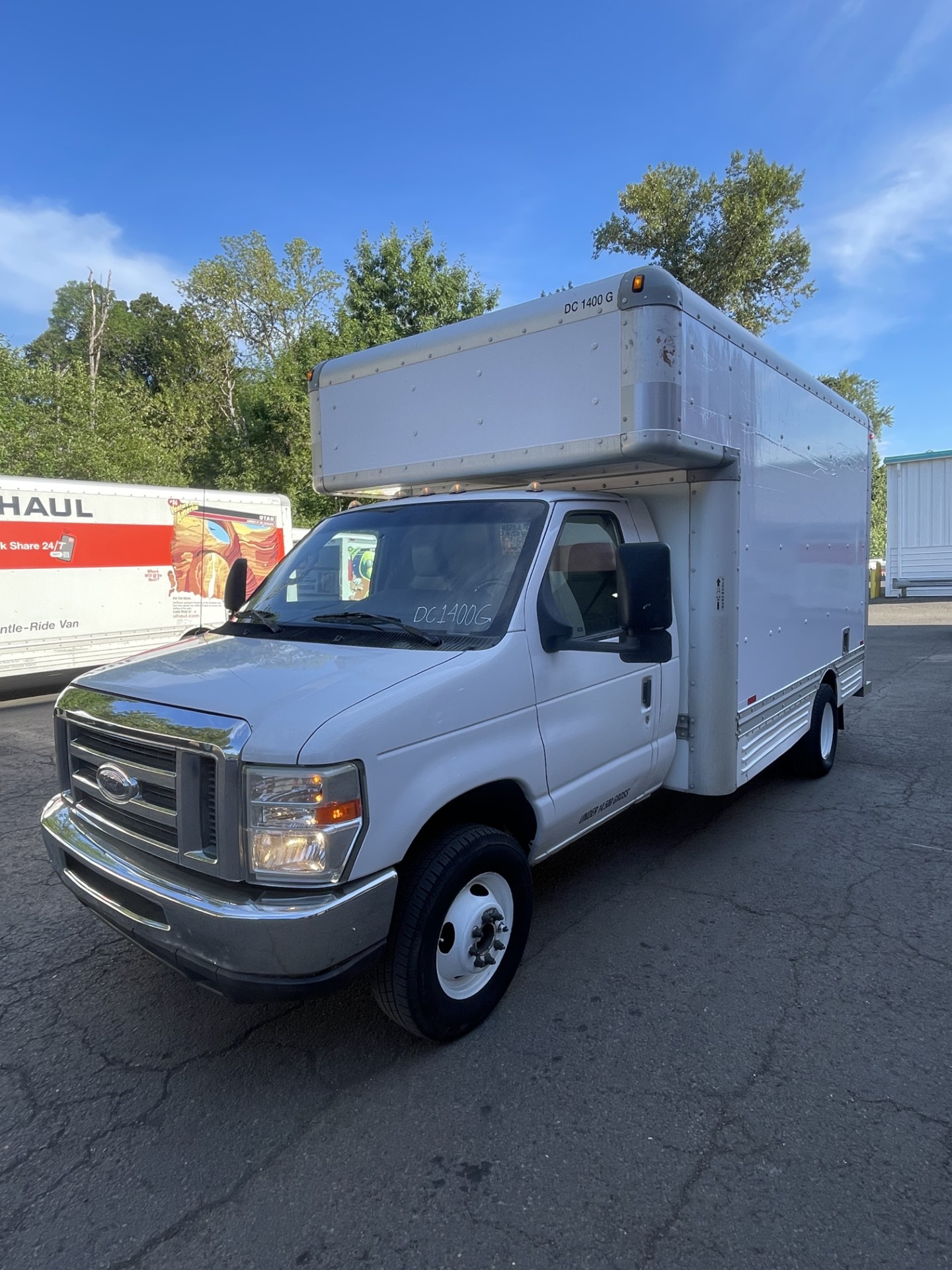 Used 2012 14 ' Box Truck for sale