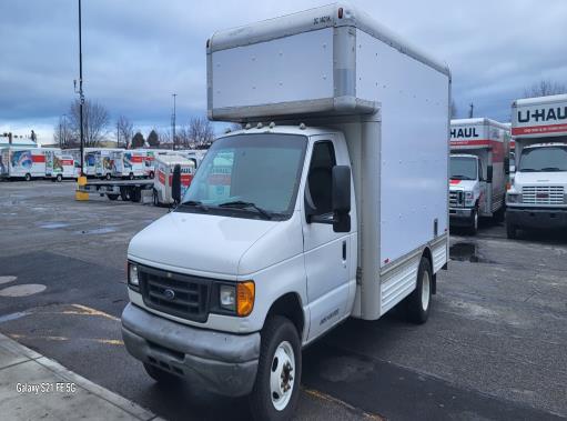 Used 2007 14 ' Box Truck for sale