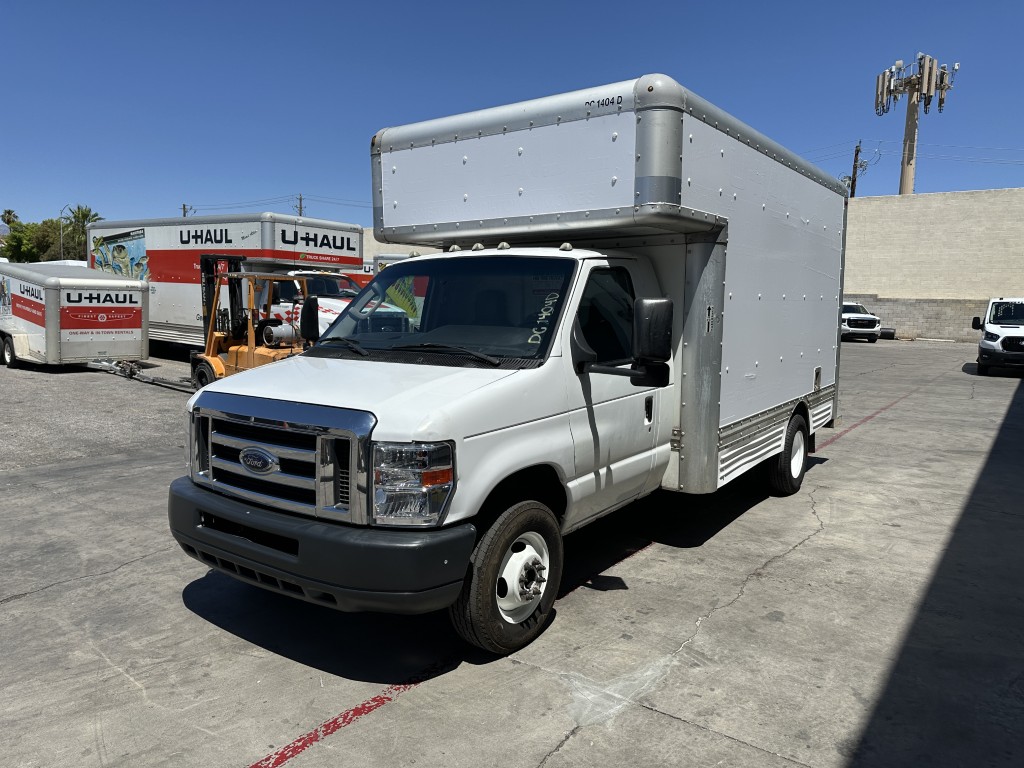 Used 2009 14 ' Box Truck for sale