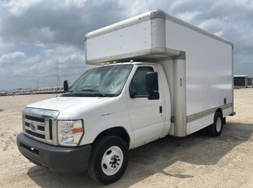 Used 2009 14 ' Box Truck for sale