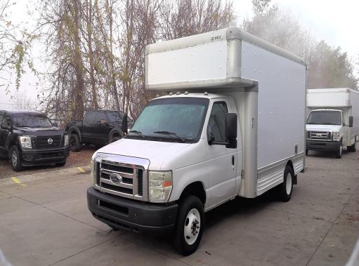 Used 2009 14 ' Box Truck for sale
