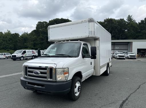 Used 2008 14 ' Box Truck for sale