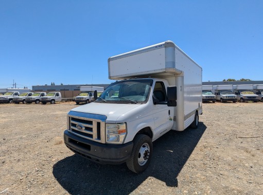 Used 2008 14 ' Box Truck for sale