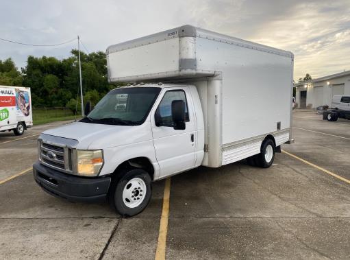 Used 2008 14 ' Box Truck for sale