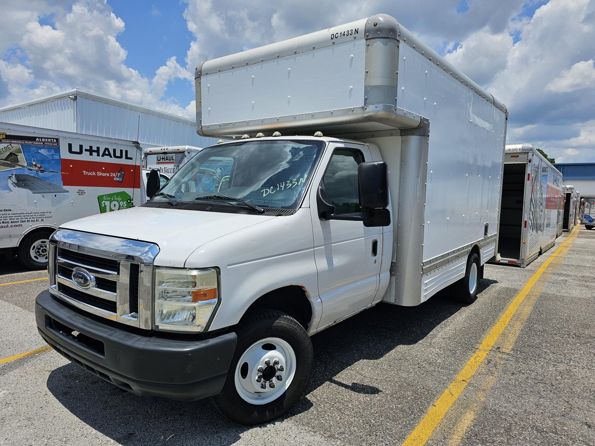 Used 2010 14 ' Box Truck for sale