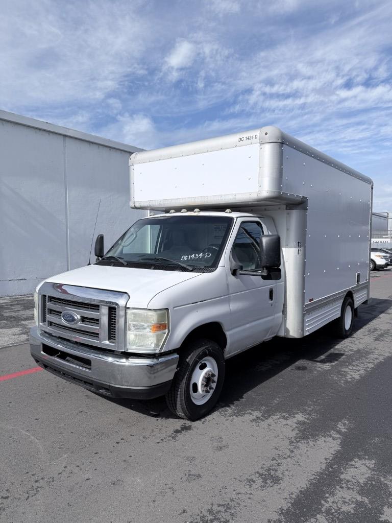 Used 2009 14 ' Box Truck for sale