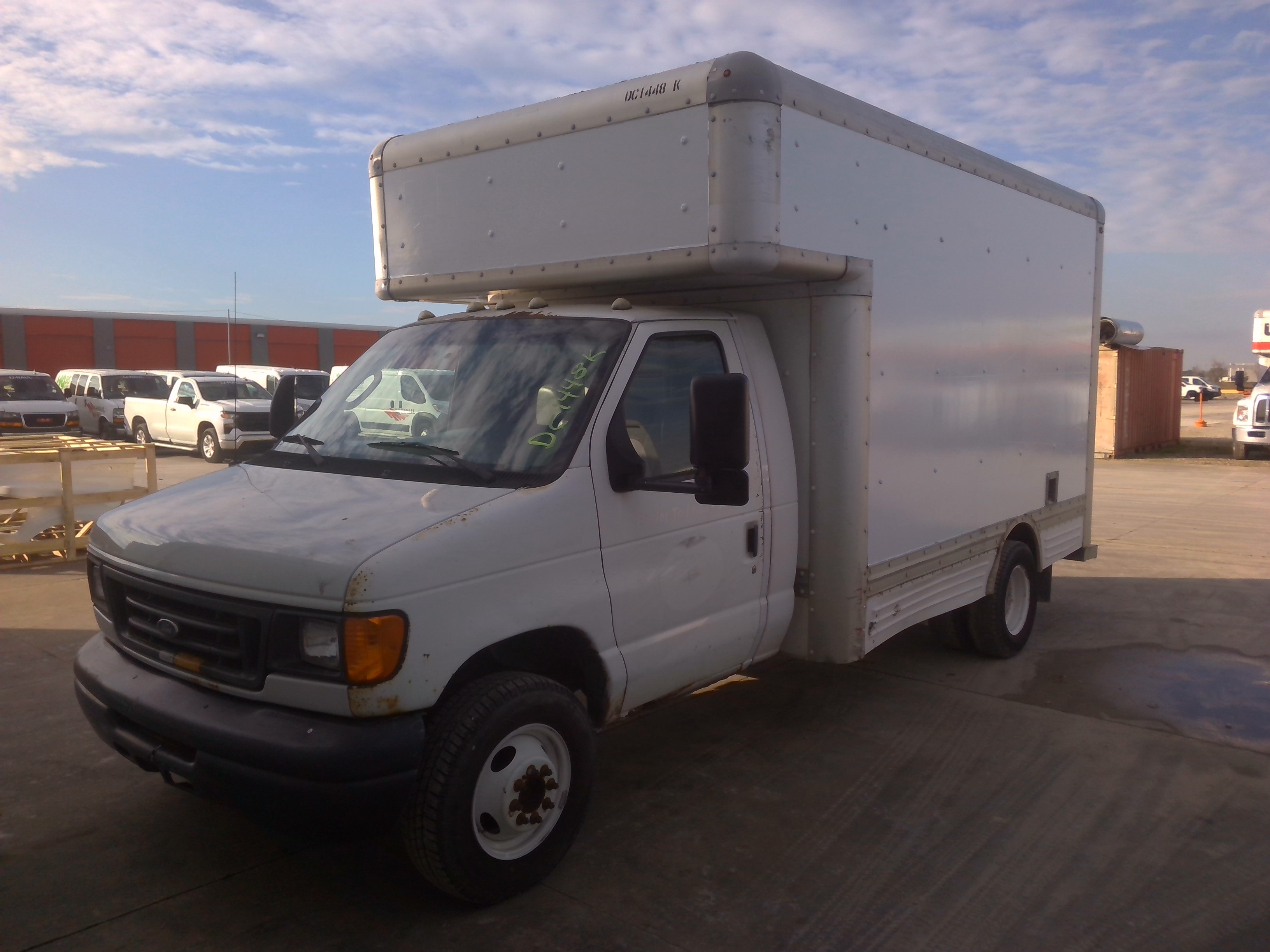 Used 2007 14 ' Box Truck for sale